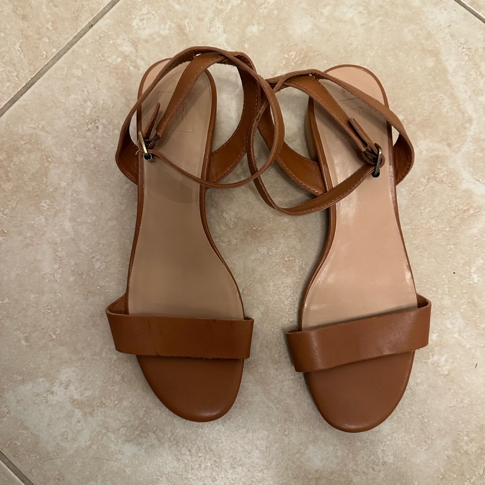GAP Brown Leather Flat Sandals with Adjustable Straps